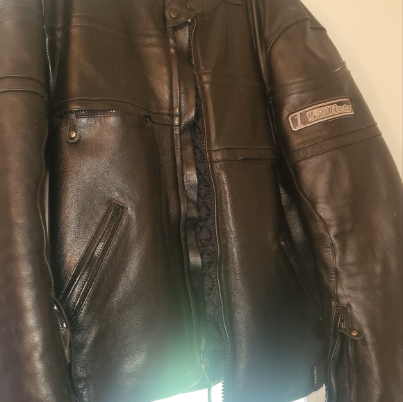 Black Leather Motorcycle Racing Jacket - Picture 3 of 8